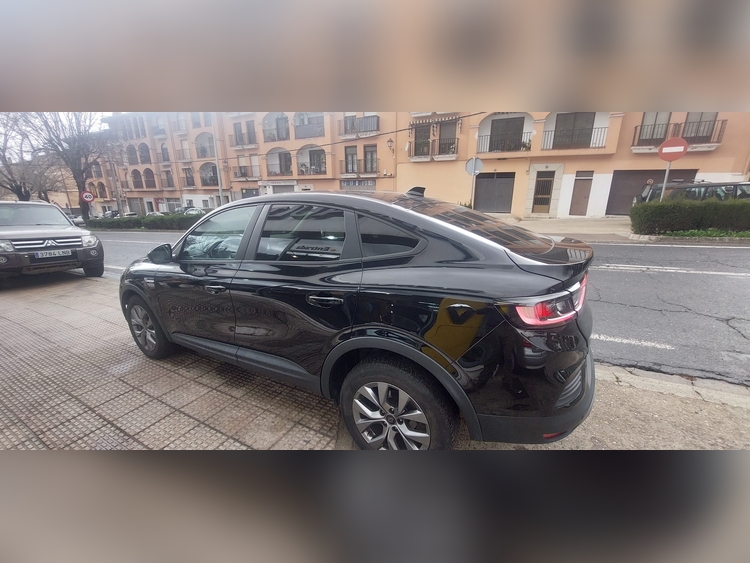 Renault Arkana 1.3 MYHYBR 140CV foto 3